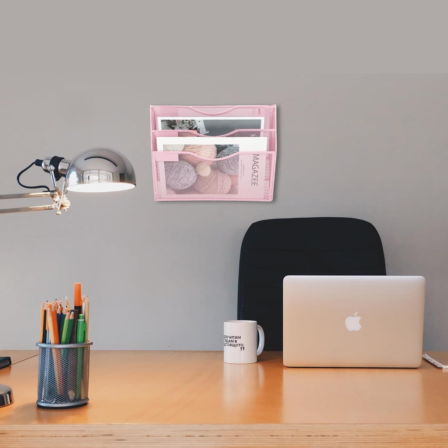 EASEPRES 3 Pocket Mesh Hanging Wall File Organizer, Wall Mounted Mail Paper Document Folder Holder, Clipboard Storage Organization Magazine Rack with Nametag Label for Office Home School, Pink