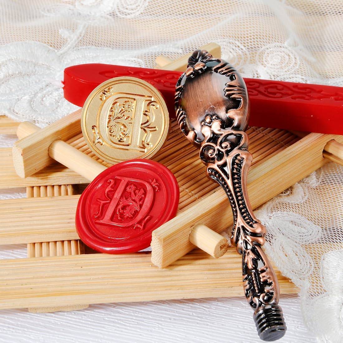 Wax Seal Stamp kit, Envelope Wax Seals DIY Kit - Retro Sealing Wax Candle + Classic Initial Alphabet Seal Wax Seal Stamp Letter D - in Blue Gift Box