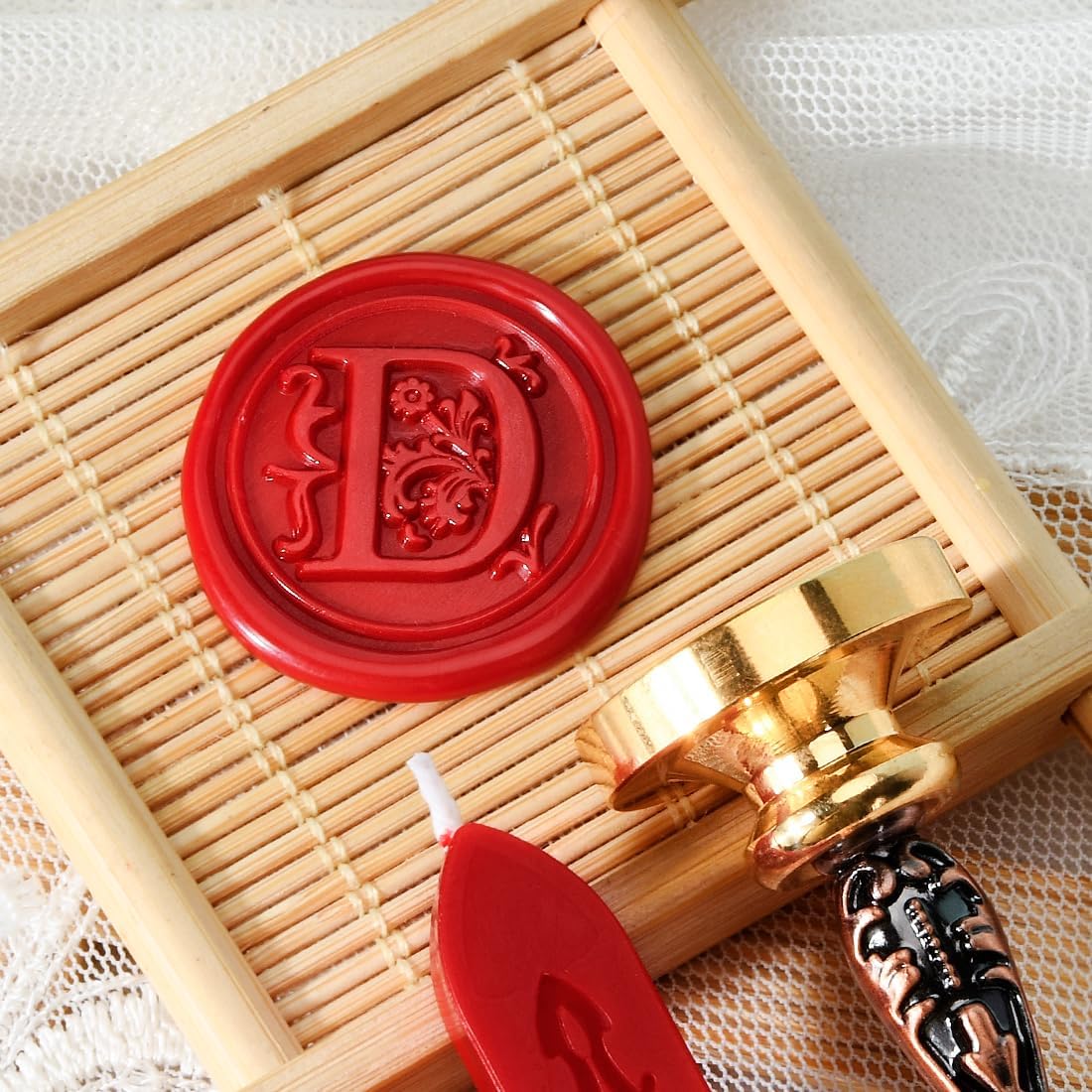 Wax Seal Stamp kit, Envelope Wax Seals DIY Kit - Retro Sealing Wax Candle + Classic Initial Alphabet Seal Wax Seal Stamp Letter D - in Blue Gift Box