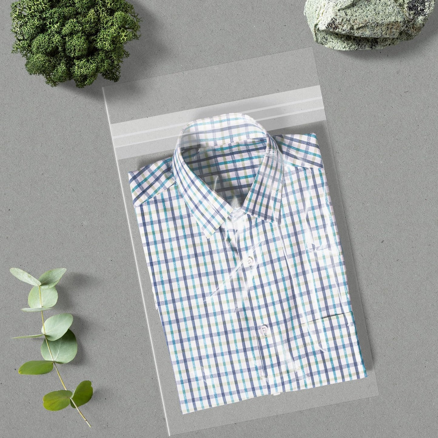 AUEAR, 12"x18" (100 Pack) Clear Plastic Sleeves - Acid Free 1.6Mil Crystal Resealable Bags -Fit for Prints, Photos, Documents, Clothing, T-Shirt